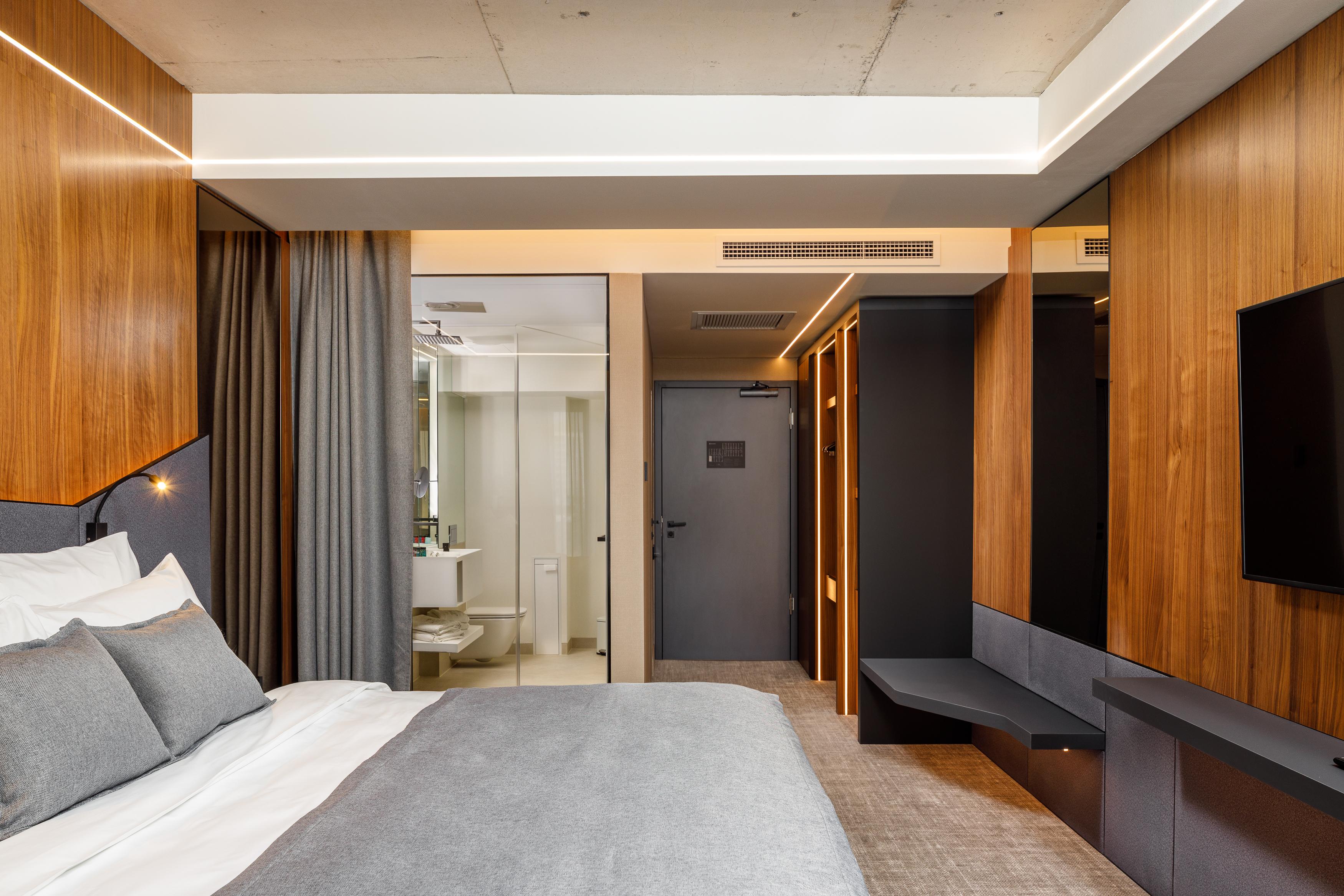 Qosmo Brasov Hotel Ngoại thất bức ảnh